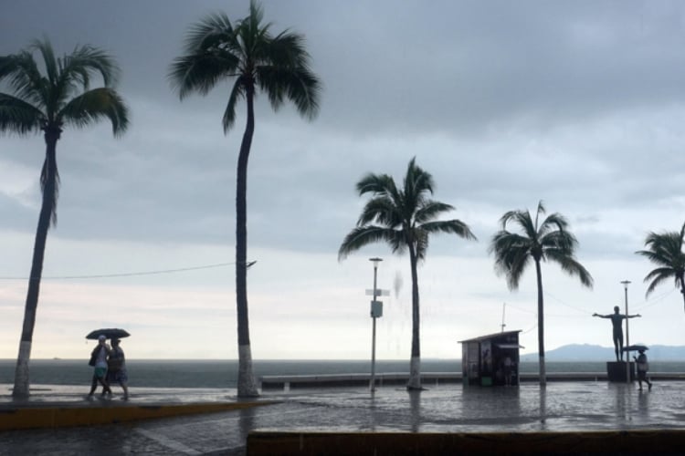 Se forma la depresión tropical Dieciocho-E frente a Oaxaca