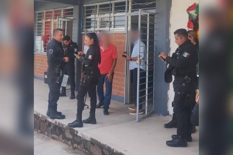Policía escolar asegura cartucho localizado en secundaria de Zapopan