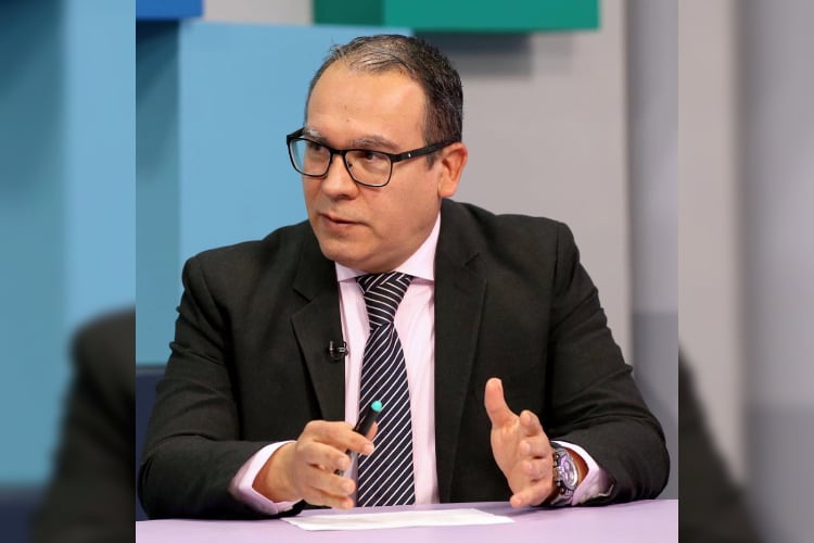 Elige el INE a Ernesto Santana Bracamontes como nuevo presidente del IEPC