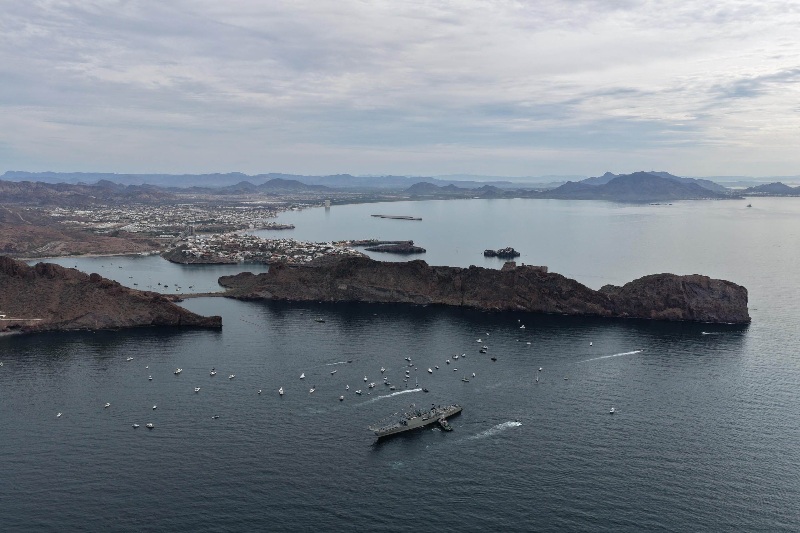 Semar cede 36 hectáreas marítimas en Sonora para terminal de gas natural licuado