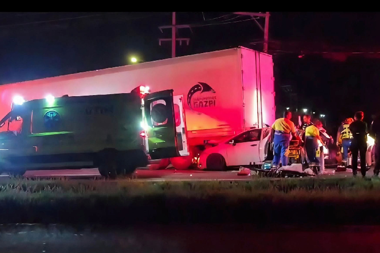 Accidente en la Guadalajara-Morelia deja una niña muerta y cinco lesionados
