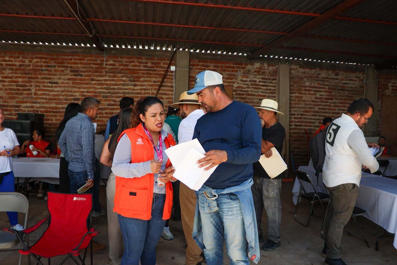 Dan apoyo en Zapotlanejo
