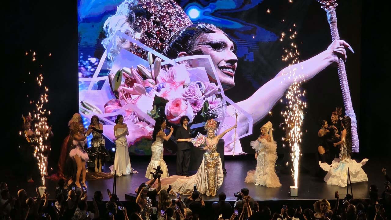 Latina Royale: gana Elektra en Gdl