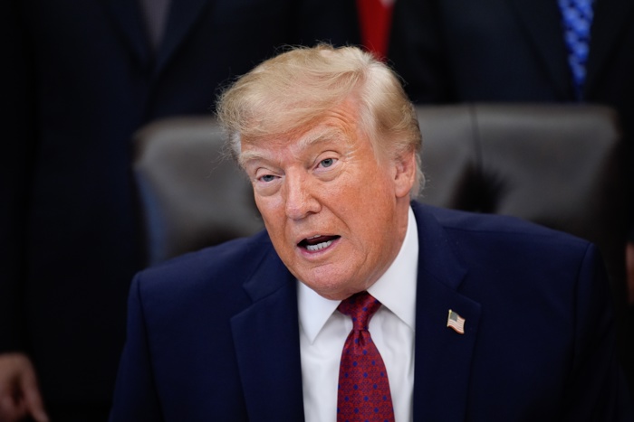 Desata críticas tras decir que Irán podría “destruir” Los Ángeles y San Diego
