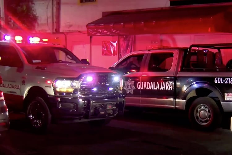 Muere trabajador tras recibir descarga eléctrica en Guadalajara