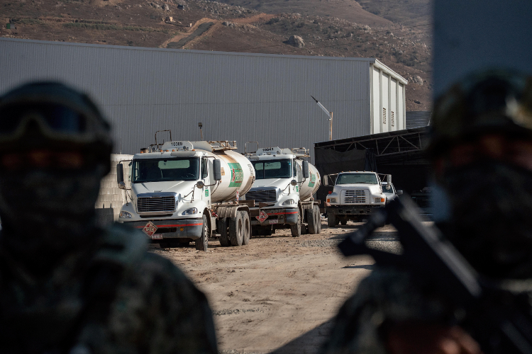 SAT defiende estrategia contra el contrabando de combustible y corrupción aduanera