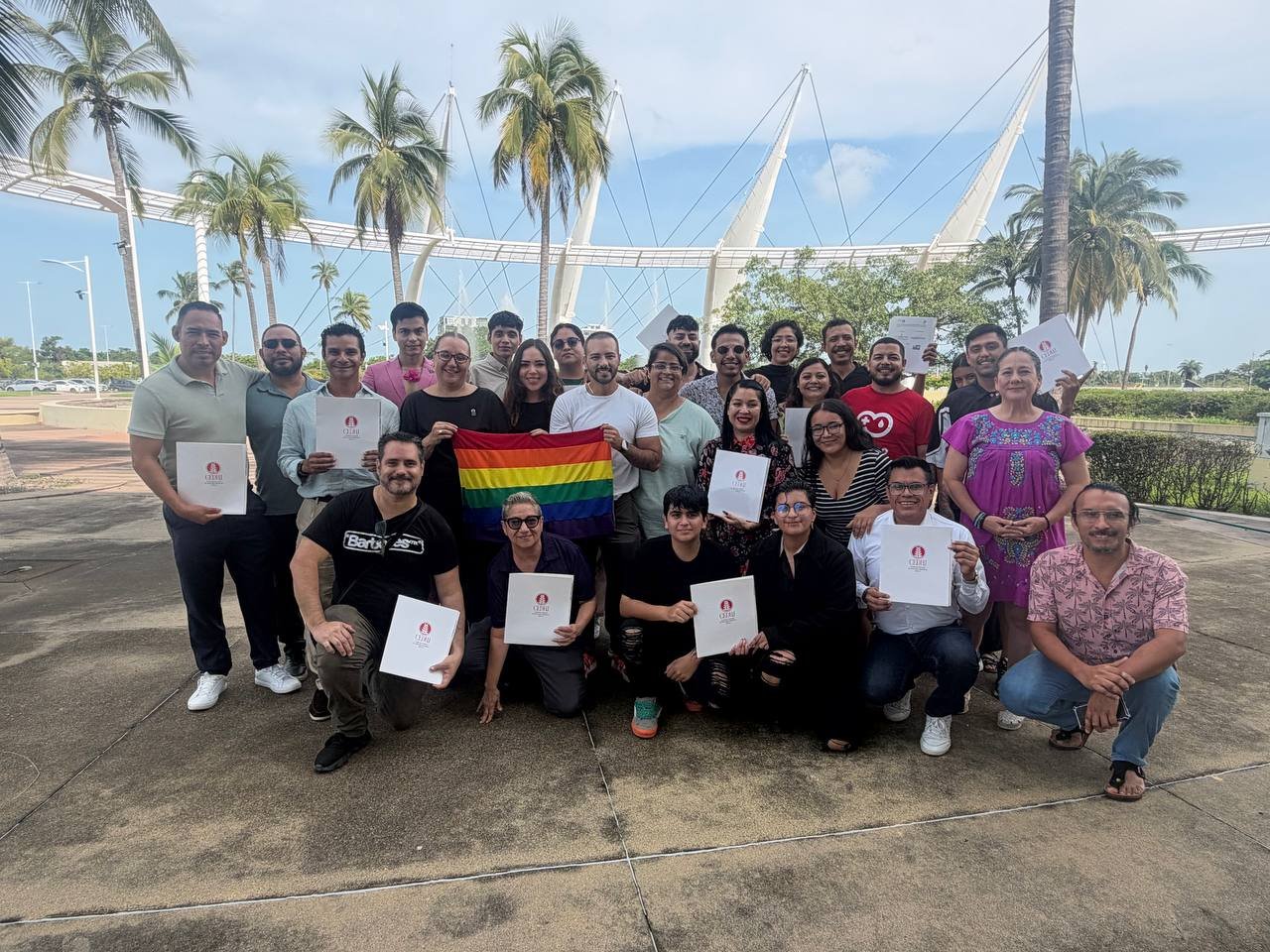 CEDHJ firma convenio con Red Diversidad Vallarta