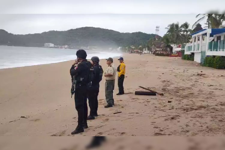 Alistan costas de Jalisco para recibir vientos de hasta 240 km/h y olas de 7 metros por 'Simón'