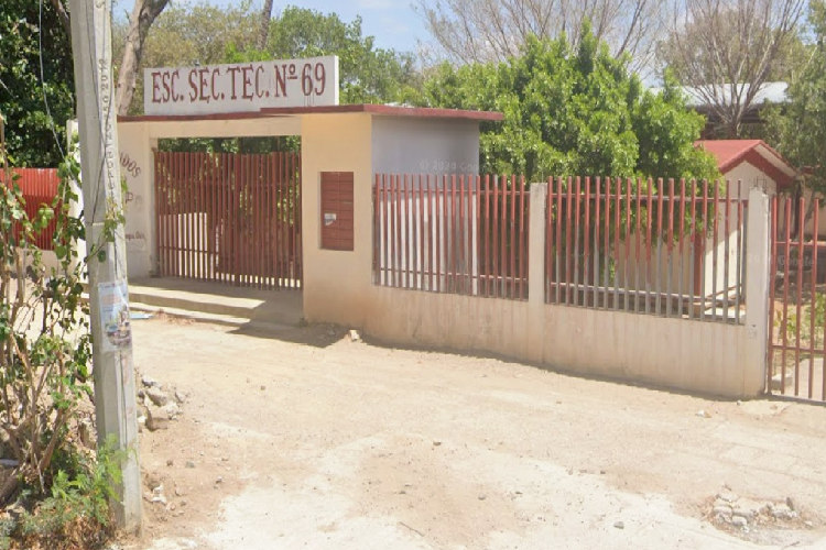 Asesinan a profesor dentro de secundaria en Oaxaca