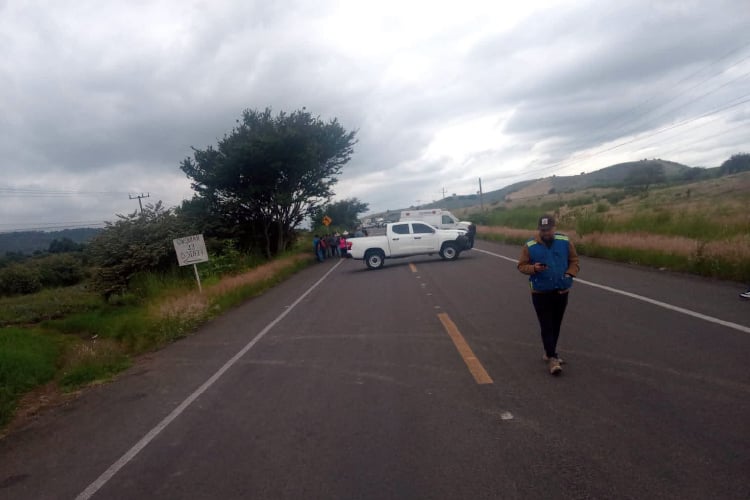 Mueren cuatro mujeres de Etzatlán en choque frontal 
