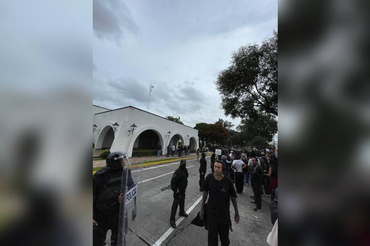 Detenidos fueron golpeados en Casa Jalisco