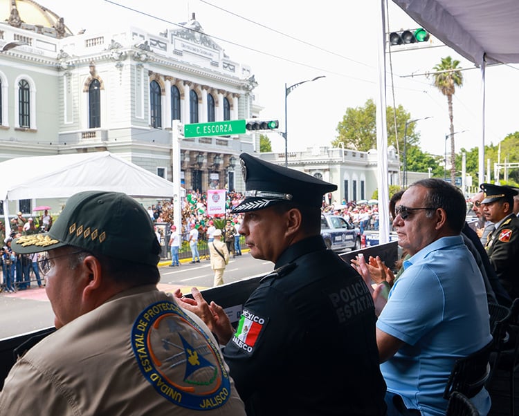 Exige oposición la destitución de titular de la SSE