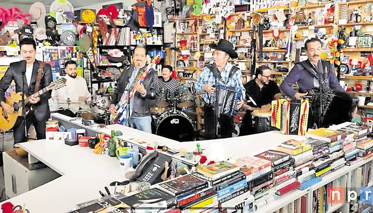 Los Tigres del Norte se estrenan en Tiny Desk