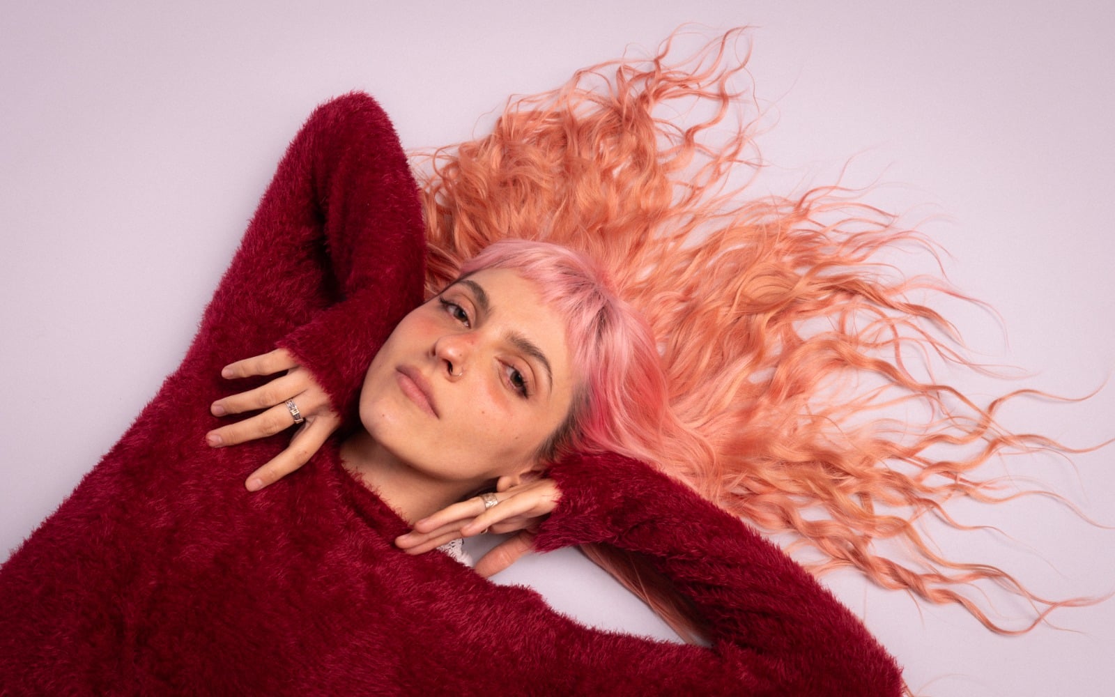 Carmen Sánchez Viamonte lanza ‘Rayos láser’ y avanza en su próximo disco
