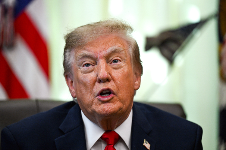Trump afirma que México pagó el muro fronterizo mediante impuestos comerciales