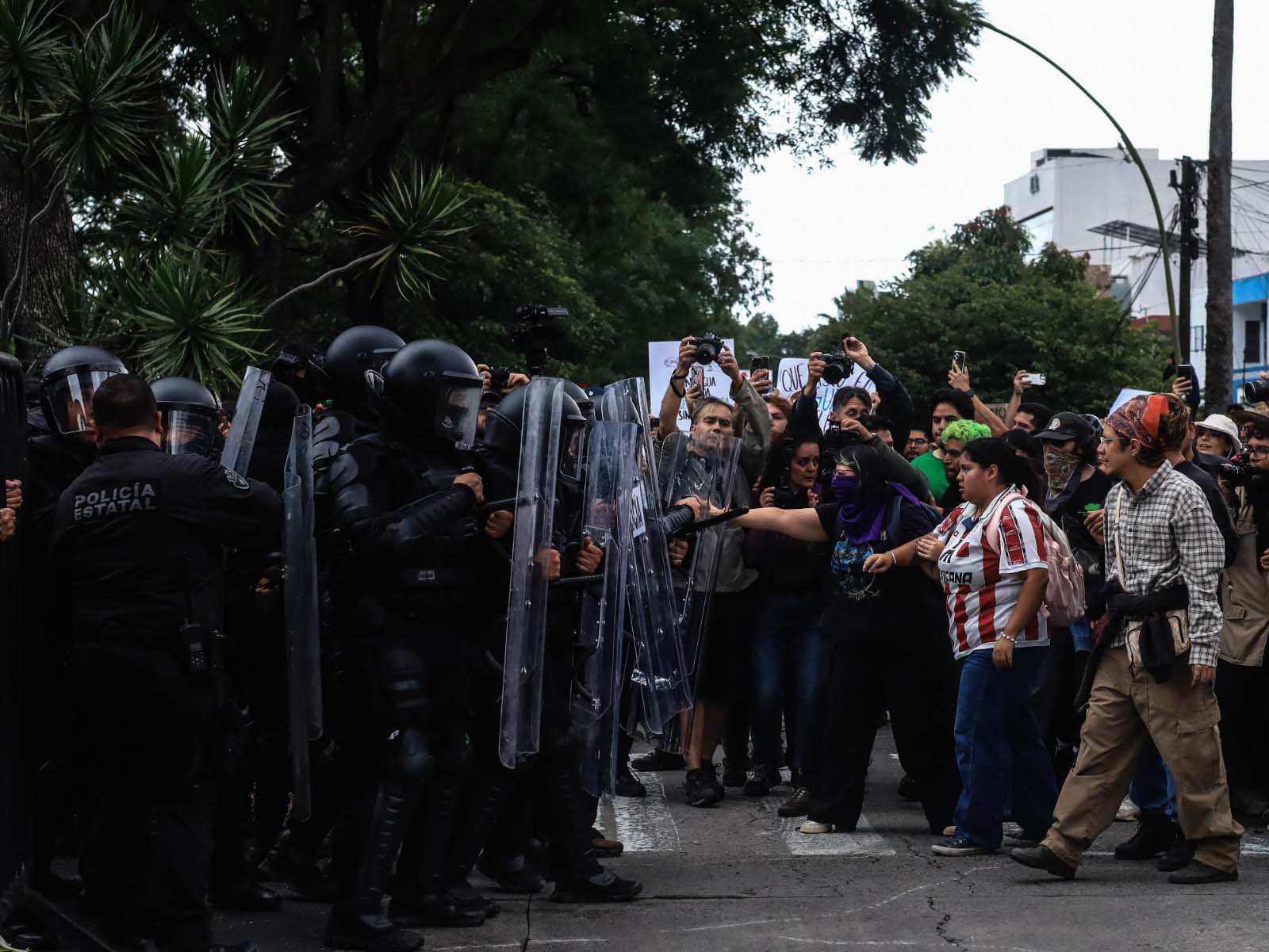 Vinculan a manifestantes; siguen proceso en libertad