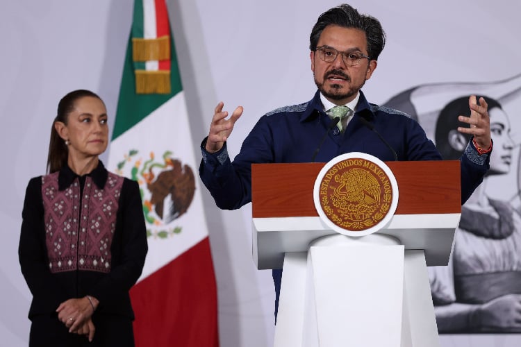 Presidenta respalda a Zoé Robledo al frente del IMSS tras conflicto con el sindicato