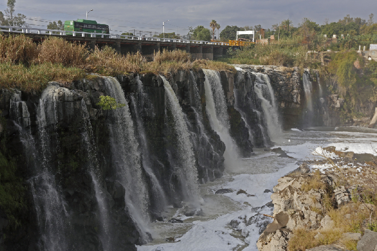 Reprochan años de inconciencia sobre contaminación del Río Santiago