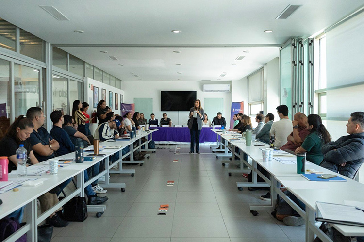Capacitan a funcionarios en prevención de violencia de género
