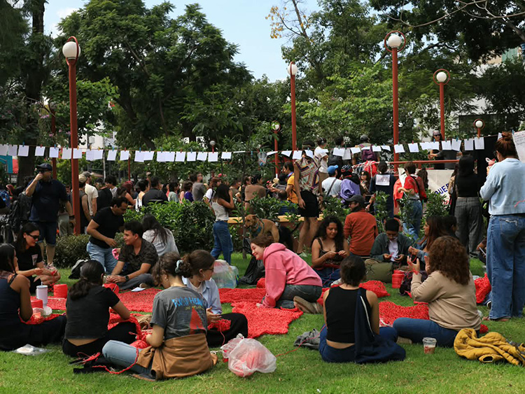 Se reúnen para exigir otro modelo para el agua
