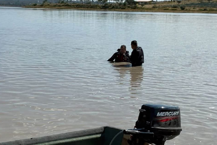 Localizan cuerpo flotando en presa de San Juan de los Lagos