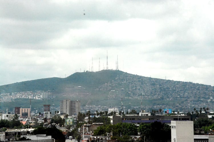 Proponen eliminar permisos locales para instalar antenas en Jalisco