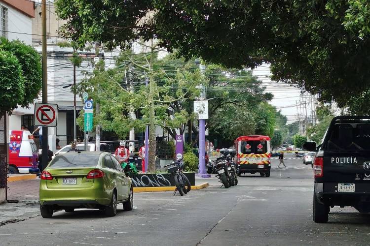 Detenido por herir a repartidor y a dos policías en la Americana