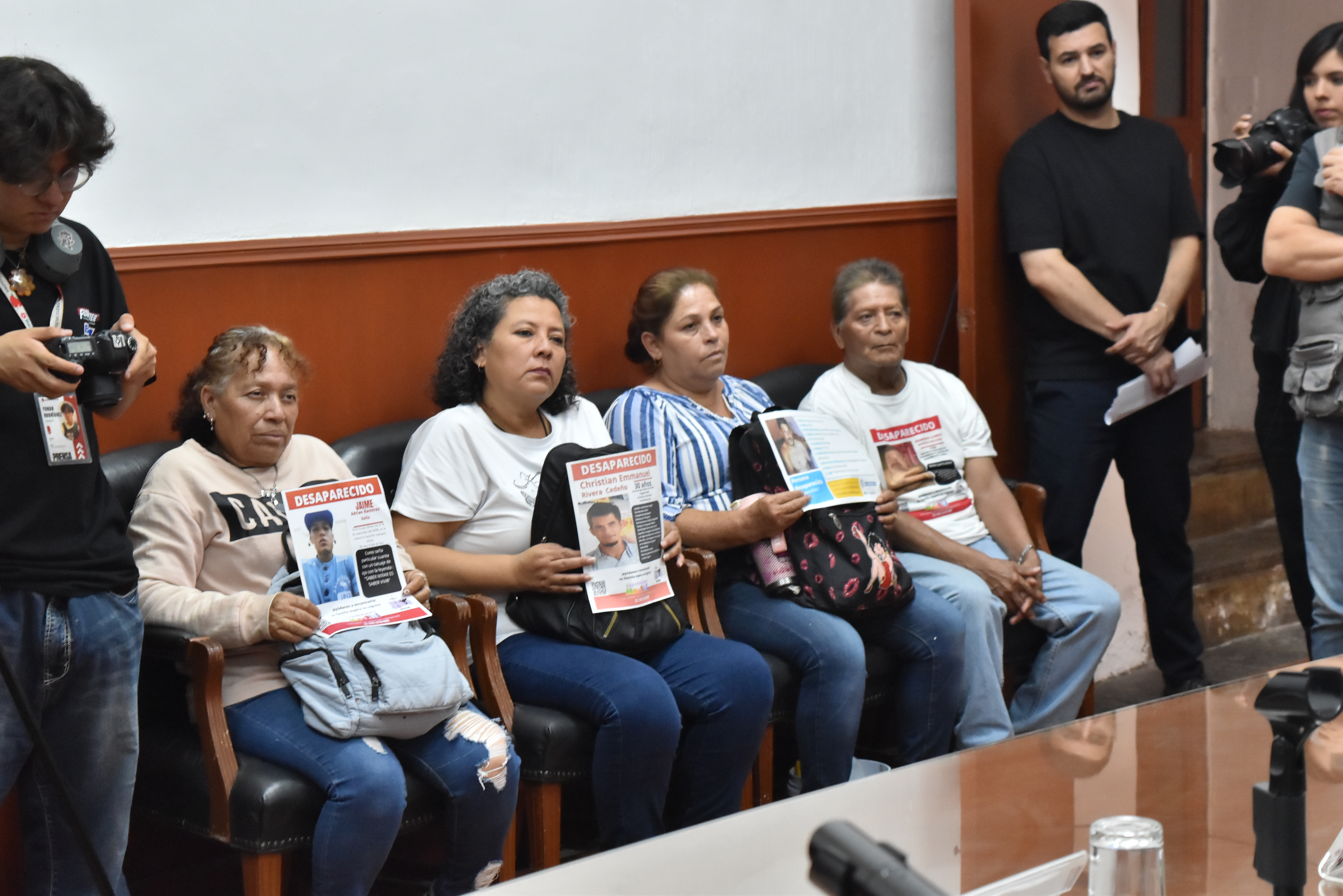 Proponen en el Congreso búsquedas sin orden judicial en predios de libre acceso