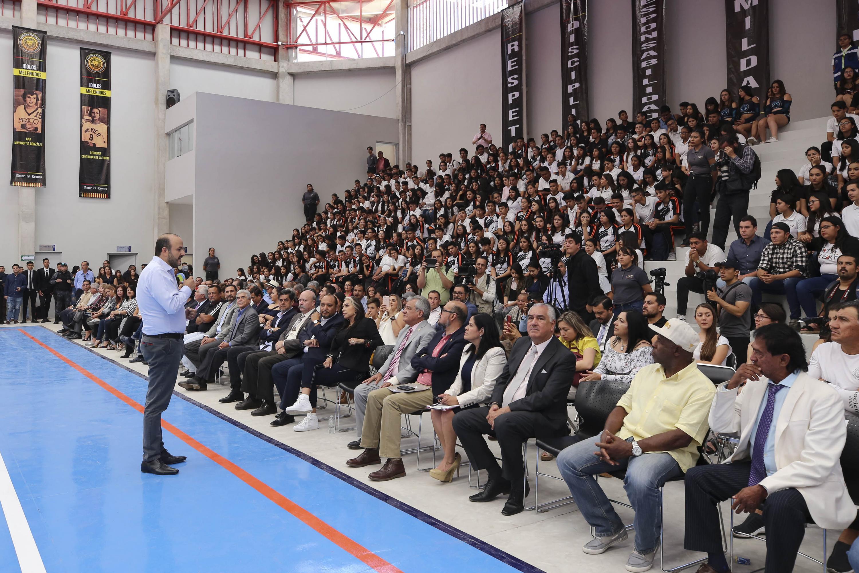 INAUGURACIÓN. Inauguran las obras que tuvieron una inversión de más de 20 millones de pesos. (Foto: Especial)