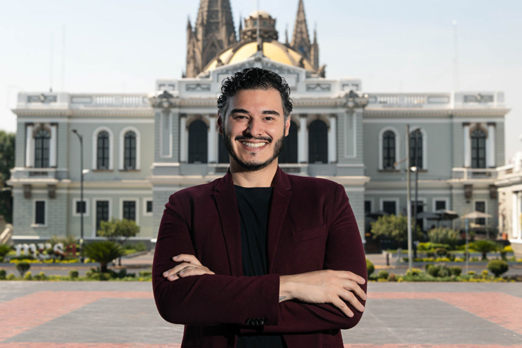PERFILES. Uriel Nuño, Moisés Vizcarra Schiaffino y Virginia Guardado Valdez estarán al frente del CEAS, Musa y Artes Escénicas y Literatura, respectivamente. (Foto: Especial)
